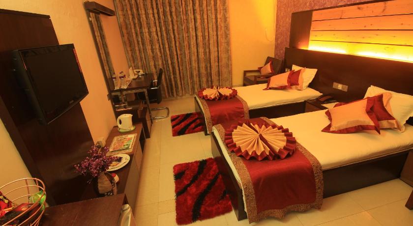 Tiger Garden Int Hotel photo