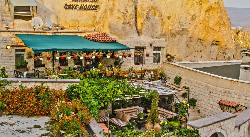 TURKİSH CAVE HOUSE