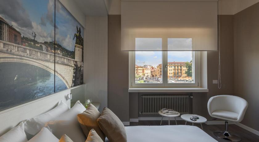 Image of Apartment with Balcony 6