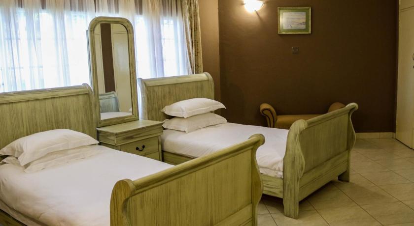 The White House of Victoria Falls — Hotel in Victoria Falls