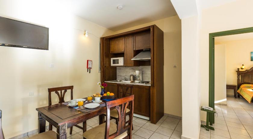 TREFON Hotel Apartments & Family Suites