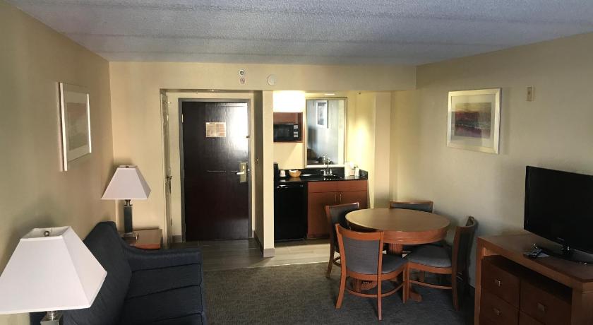 Wingate by Wyndham Convention Ctr Closest Universal Orlando