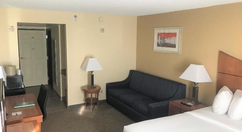 Wingate by Wyndham Convention Ctr Closest Universal Orlando