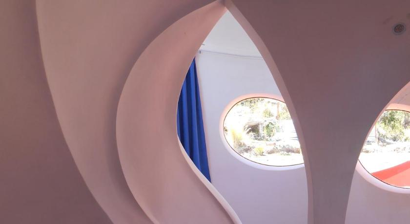 Image of Suite with Lake View 14