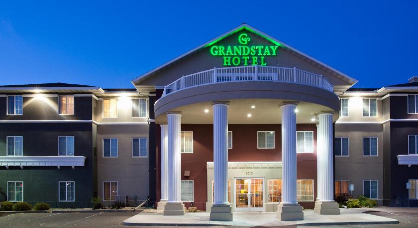 GrandStay Residential Suites Hotel - Eau Claire