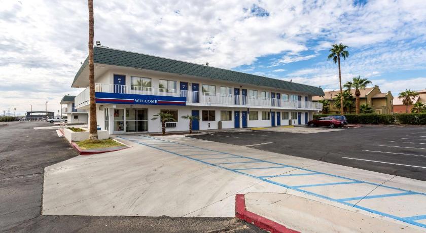 Motel 6-Blythe, CA