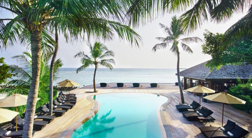 Kuredu Island Resort and Spa - image 9