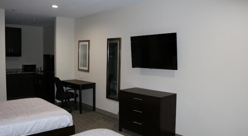 Scottish Inn & Suites - IAH Airport