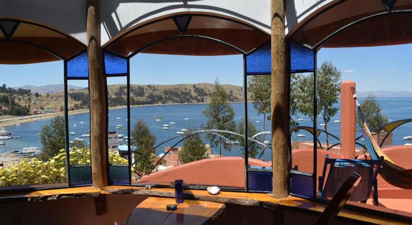 Image of Suite with Lake View 6