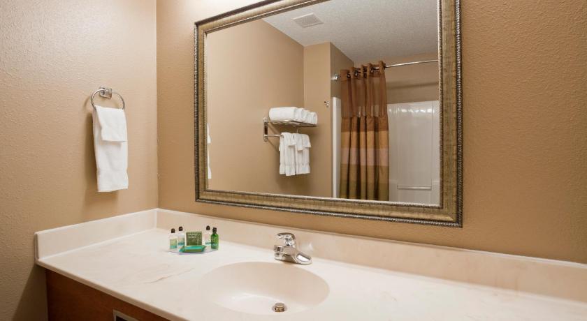 GrandStay Residential Suites Hotel - Eau Claire