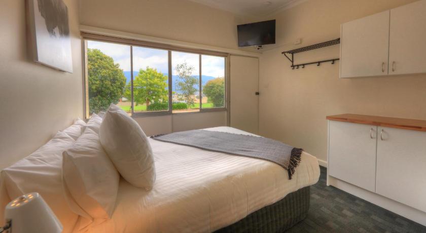 Corryong Hotel Motel — Hotel in Corryong