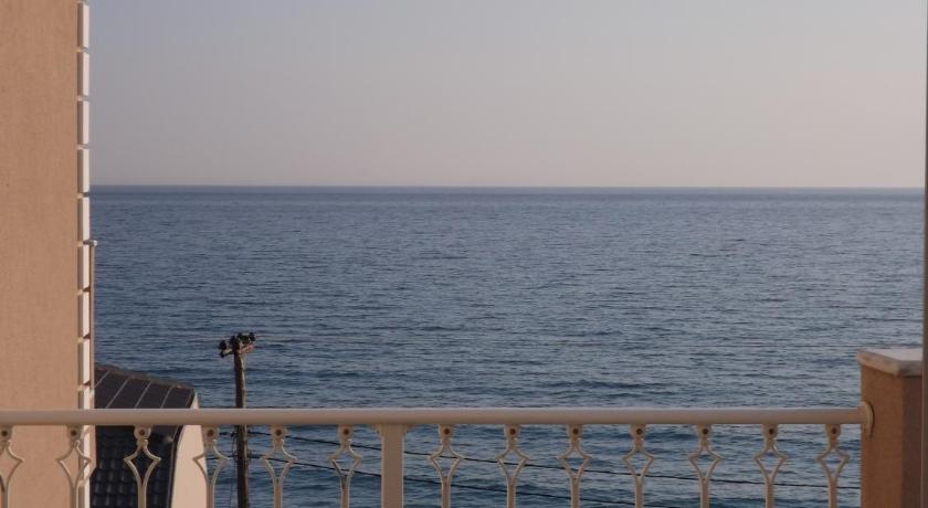 Image of Apartment with Sea View 10