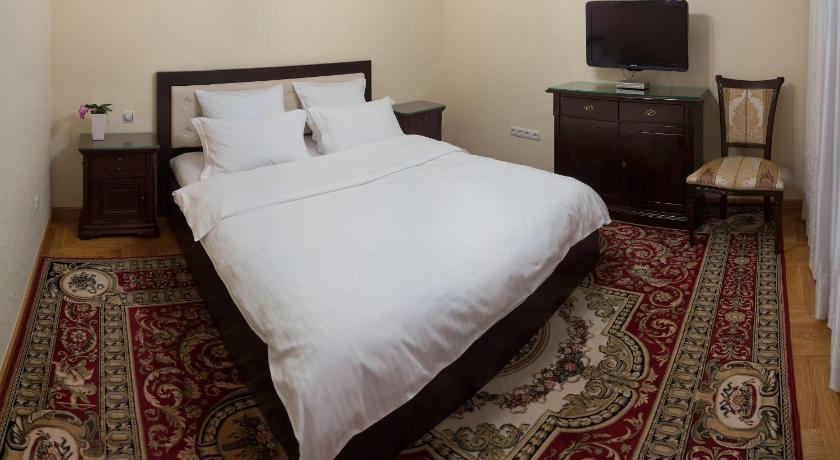 Villa Romantica On Vlaicu Pircalab Chisinău Garanția Celui Mai
