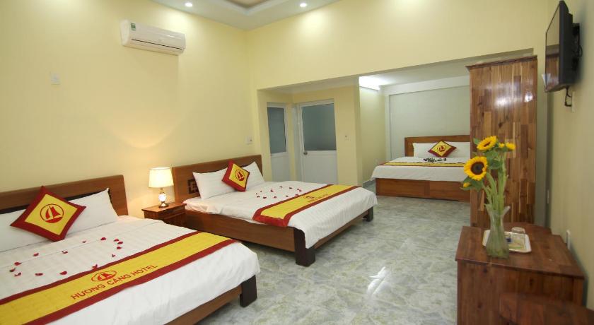 Image of Family Room with Balcony 9