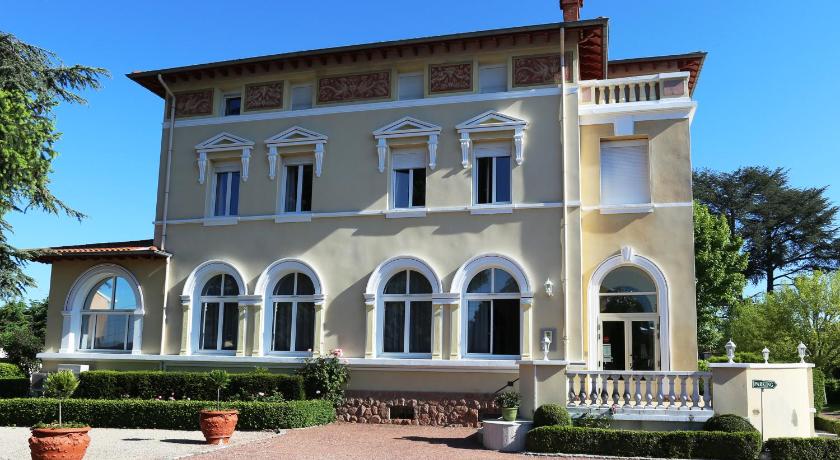 Chateau Blanchard