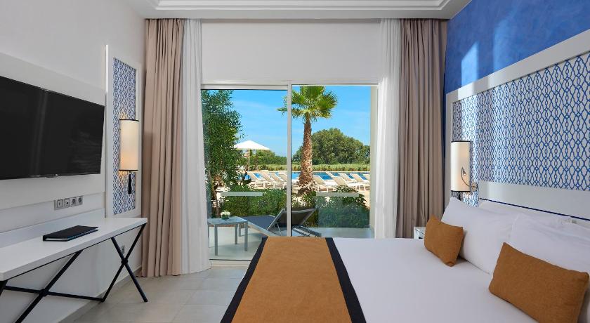 Premium Room - Golf View & Balcony 이미지 0