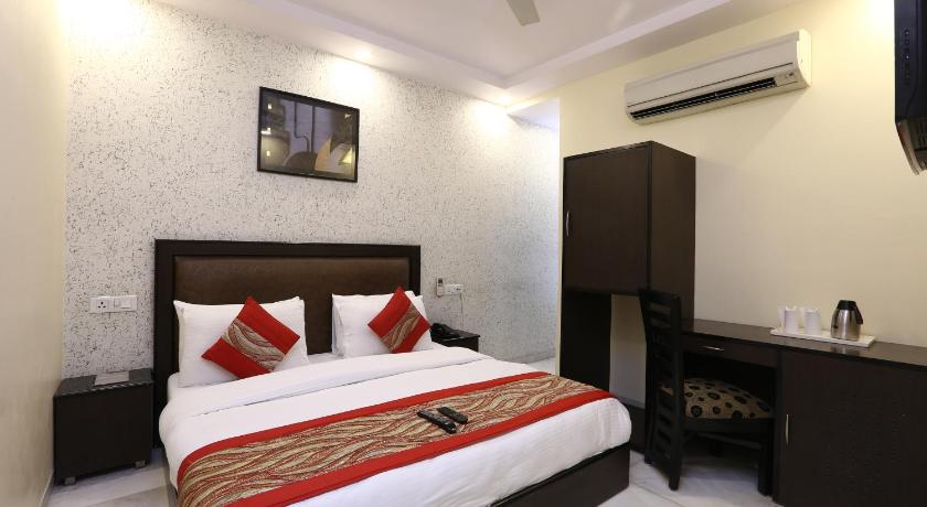 Hotel Rupam Kingston Park