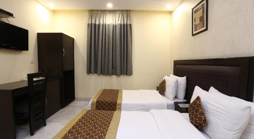 Hotel Rupam Kingston Park