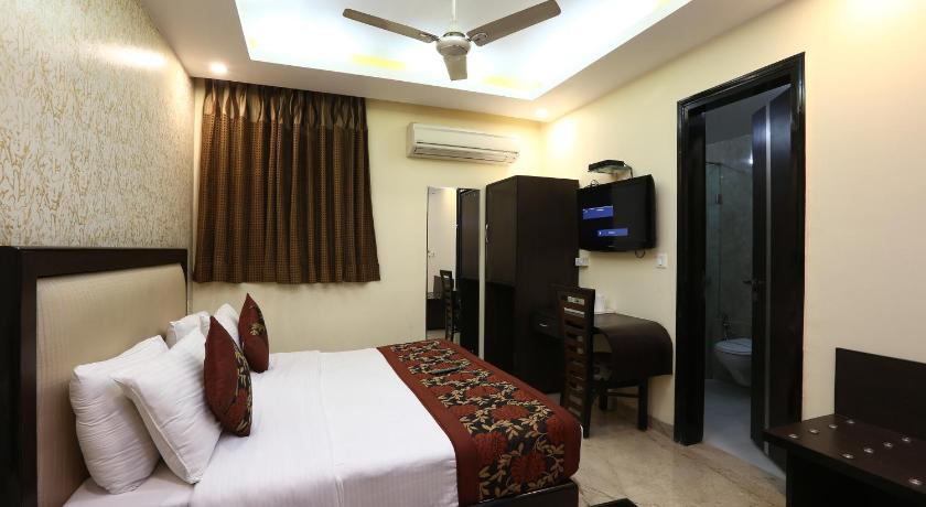 Hotel Rupam Kingston Park