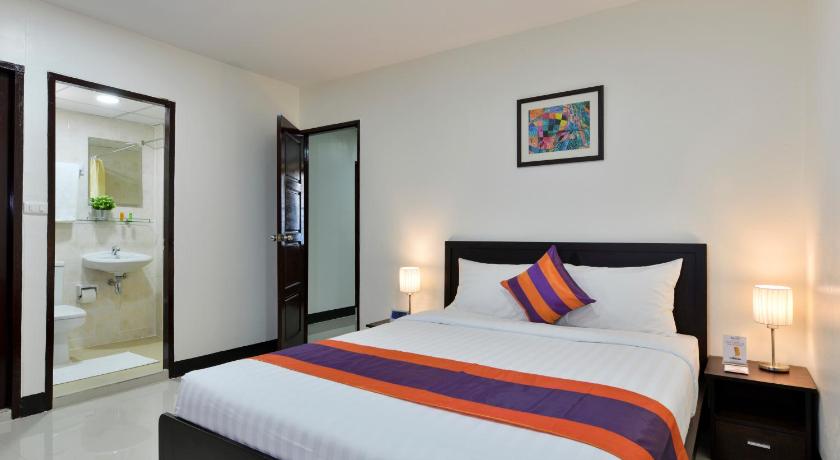 Image of Deluxe Suite 1