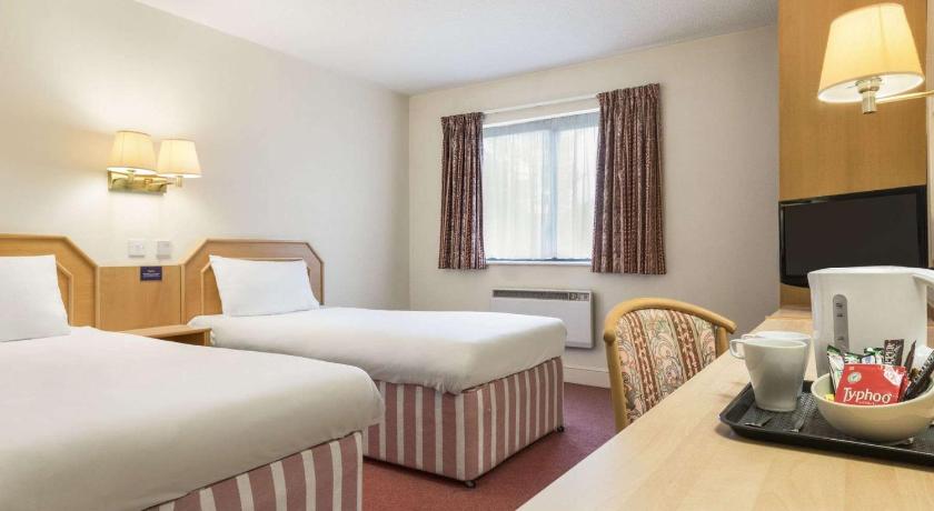 Days Inn by Wyndham Chesterfield Tibshelf