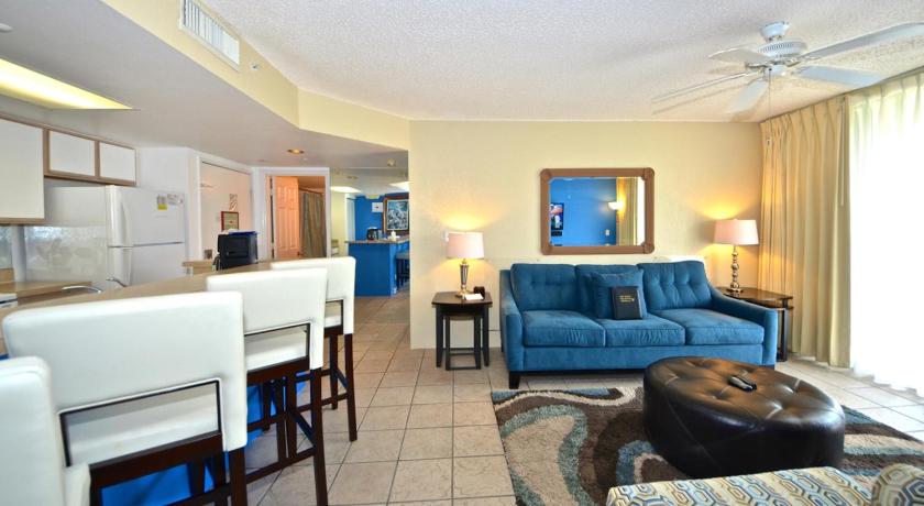 Sunrise Suites Big Kahuna Suite #202 photo