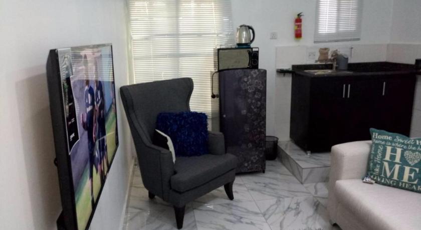 1 Bedroom Apartment, Chevron Drive photo