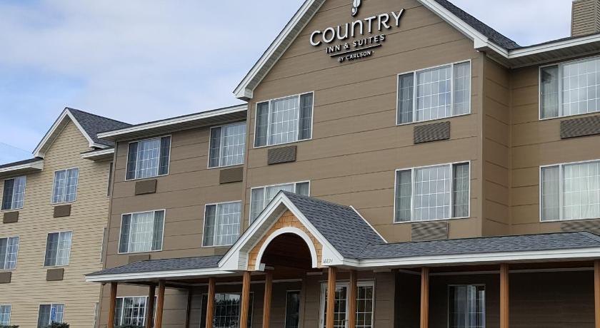 Country Inn & Suites by Radisson, Elk River, MN
