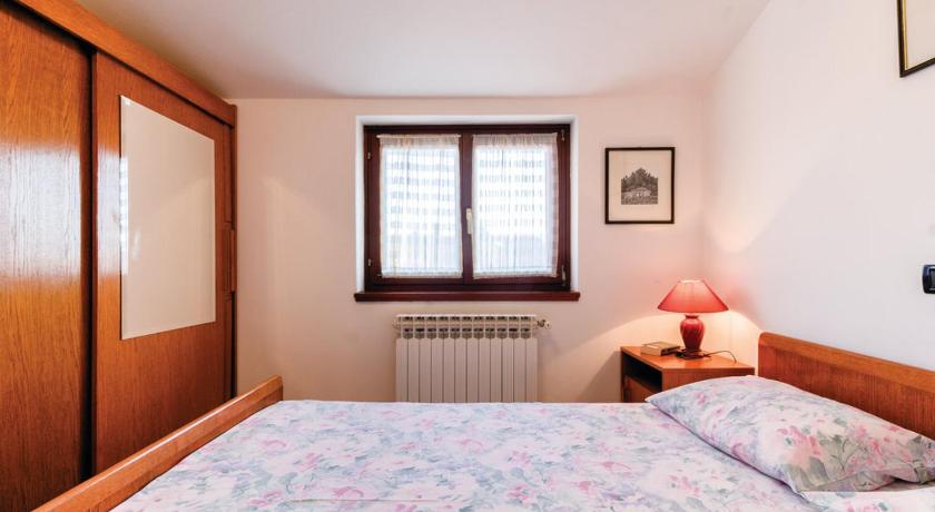 Apartments Biserka 1495 photo
