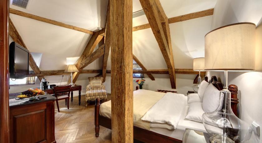 Image of Superior Double Room 7