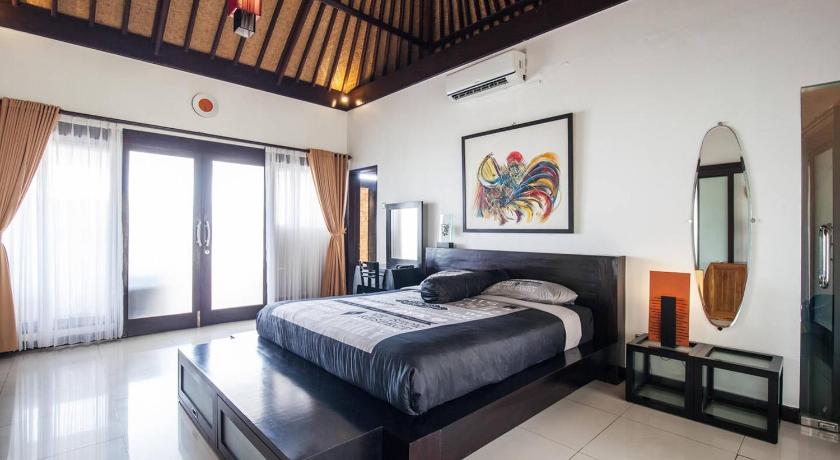 Image of One-Bedroom Villa with Hot Tub 10