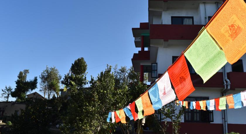 Tashidelek Guest Lodge & House photo