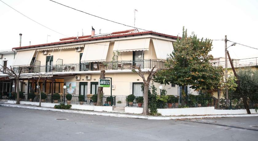 Anixis Hotel