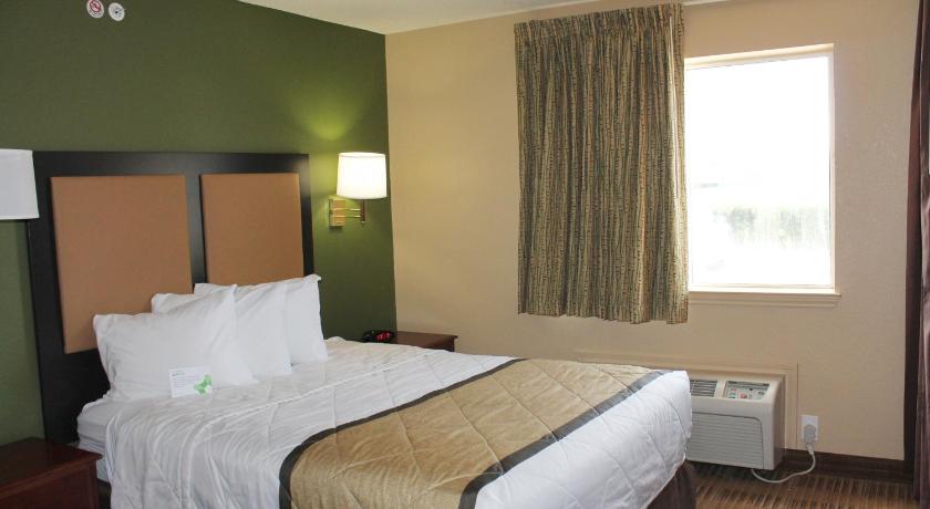 Extended Stay America Suites - Houston - Sugar Land