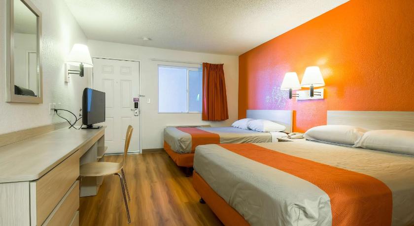 Motel 6-Rancho Mirage, CA - Palm Springs photo