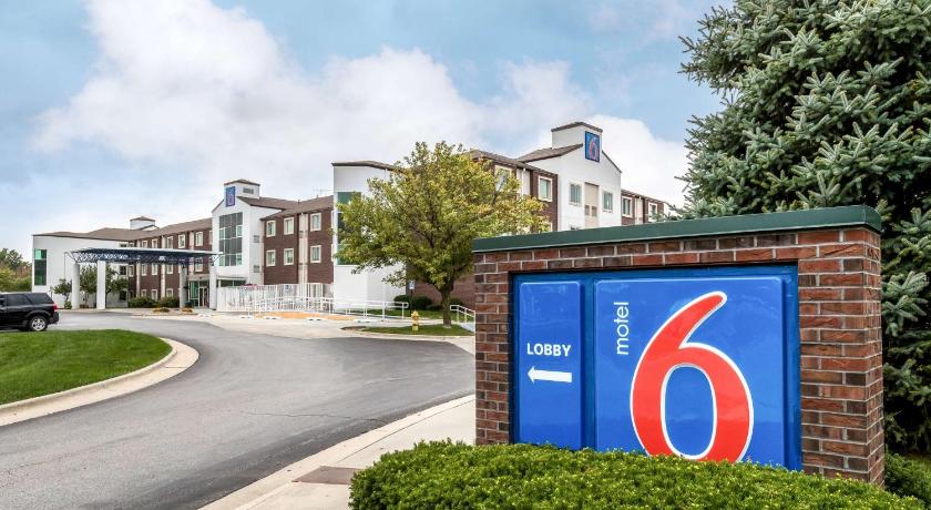 Motel 6-West Des Moines, IA