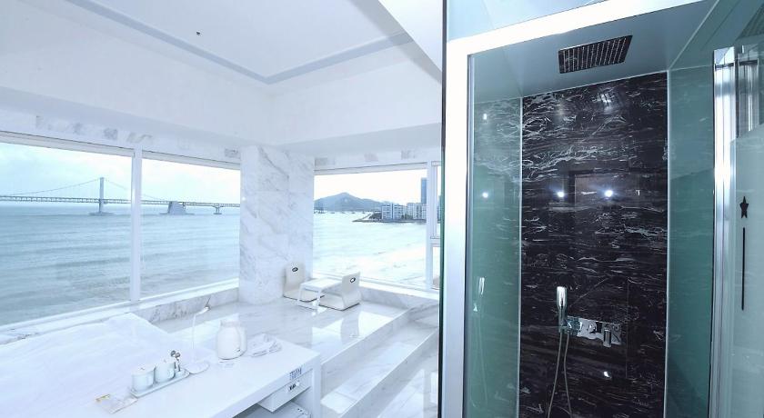 부산 광안리 호텔1 (Gwanganli Hotel 1) 2성급 호텔 레스토랑