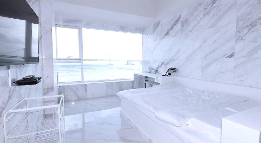 부산 광안리 호텔1 (Gwanganli Hotel 1) 2성급 호텔 스위트룸