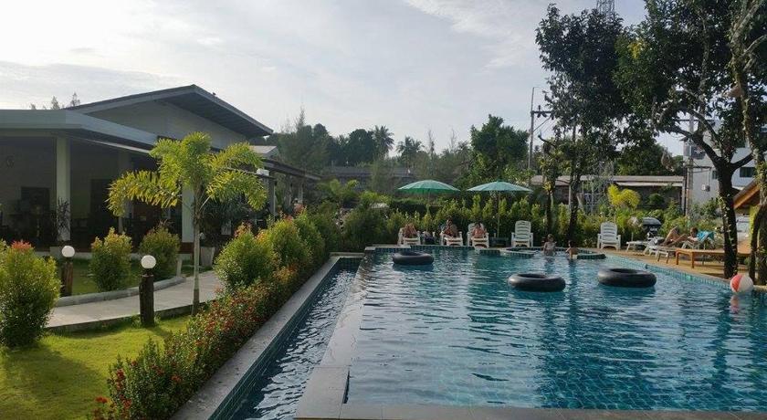 Morakot Lanta Resort - image 38