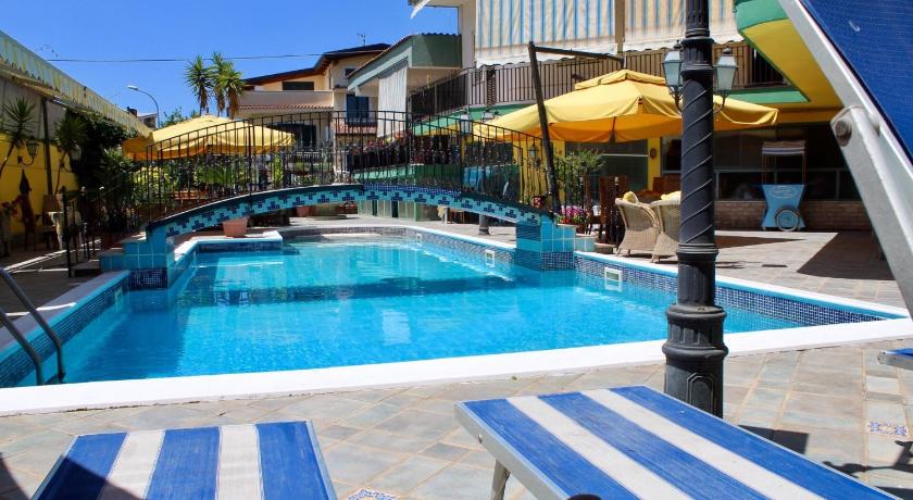 Hotel cappuccetto rosso