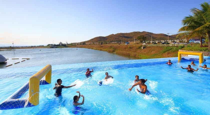 Image of Special Offer - Superior Room with Water Park Tickets 10