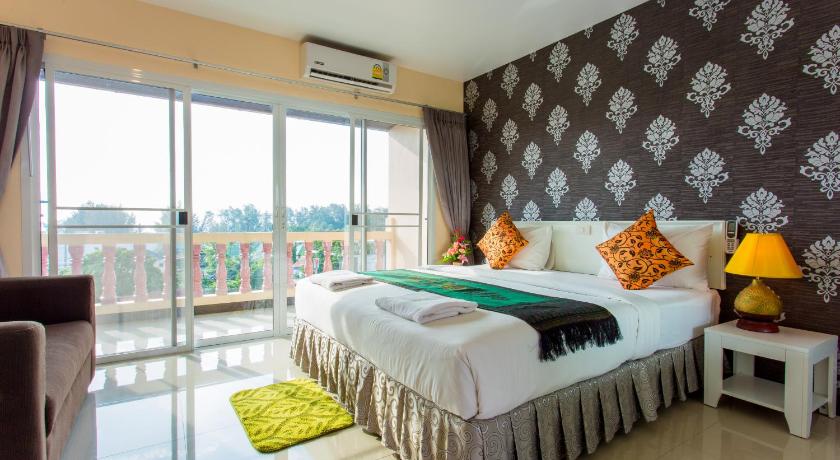 Surin Sunset Hotel – Cherng Talay, WY