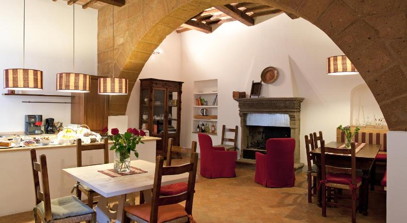 Sant'Angelo 42 — Hotel in Orvieto