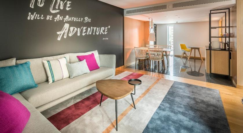 Image of Harbor Suite View Loaded 10