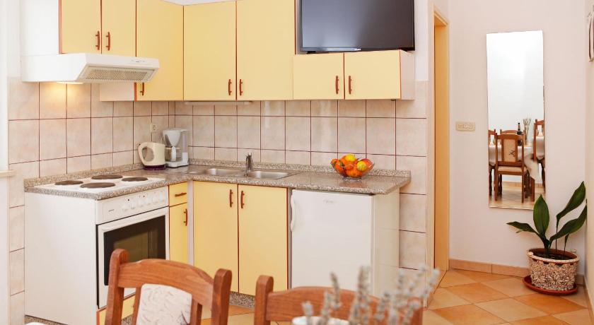 Ratac Apartments Bol photo