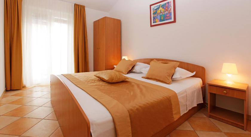 Ratac Apartments Bol photo