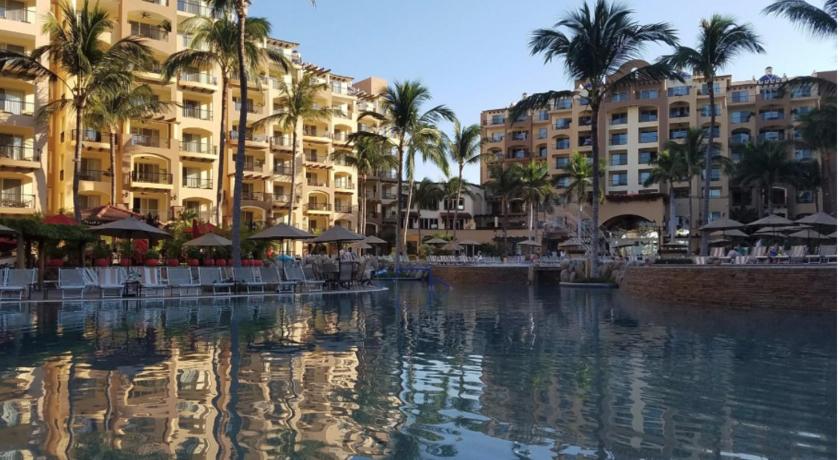 Suites at VDP Flamingos Beach Resort and Spa — Hotel in Nuevo Vallarta