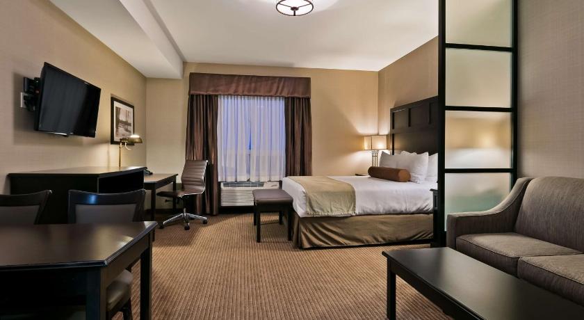 Best Western Plus Okotoks Inn and Suites