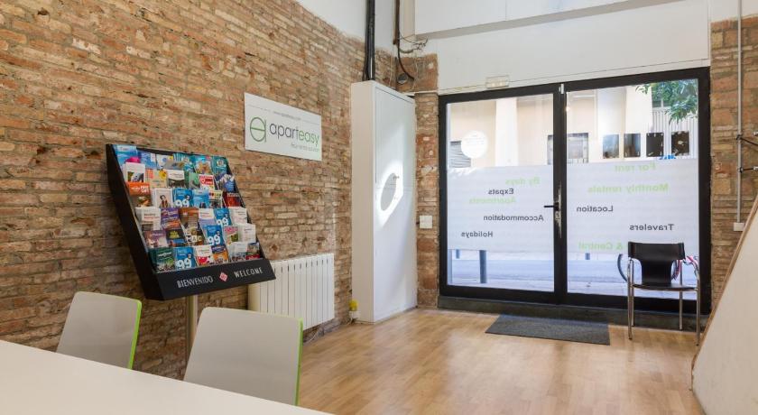 ApartEasy - Gracia Apartments — Hotel in Barcelona