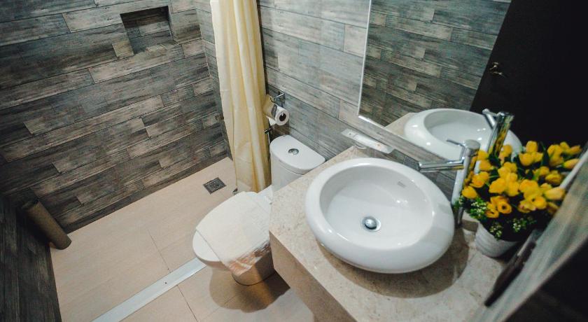 Image of Single Room - Air Conditioning 2